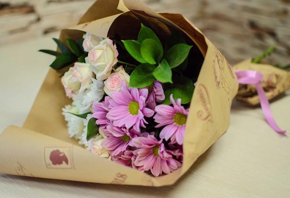 Букет цветов из: Розы и Хризантемы в Заолешенке