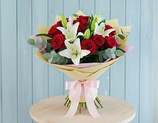 Букет цветов из:  Лилии и Розы в Заолешенке