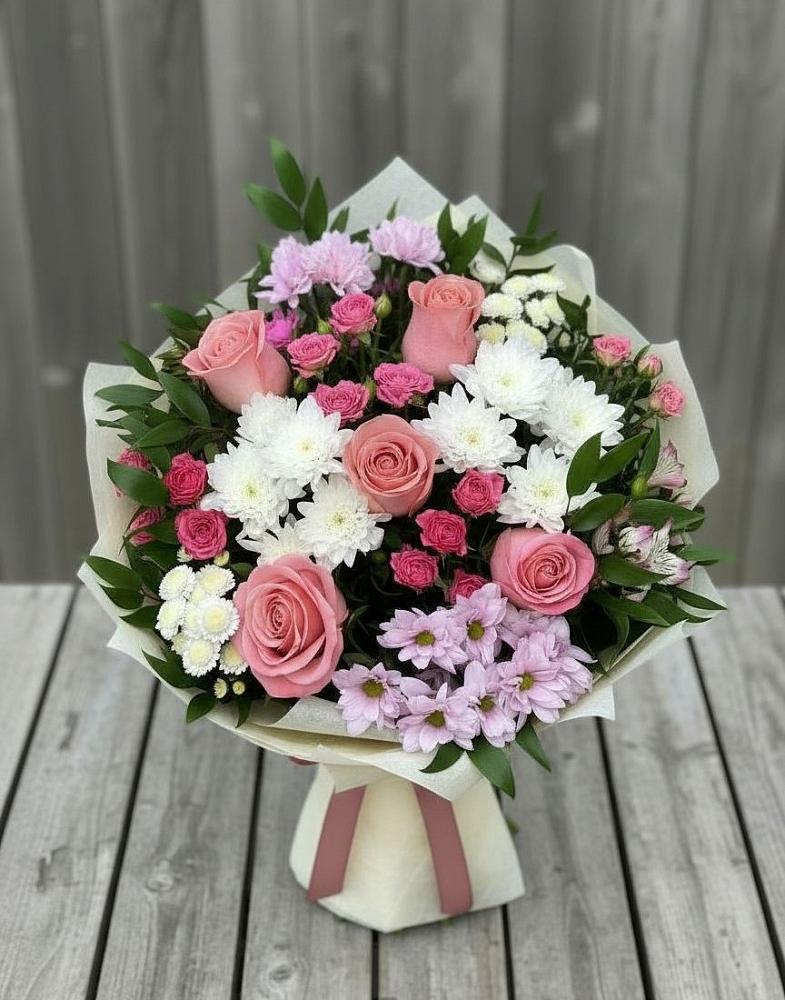 Букет цветов из: Альстромерии, Гвоздики, Розы и Хризантемы в Заолешенке