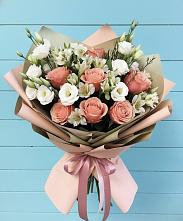 Букет цветов из:  Розы, Альстромерии и Лизиантусы в Заолешенке