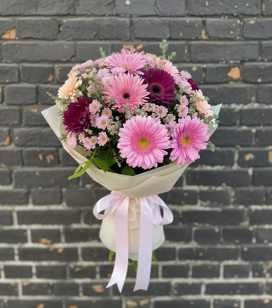 Букет цветов из: Герберы и Хризантемы в Заолешенке