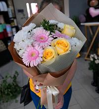 Букет цветов из:  Герберы, Розы и Хризантемы в Заолешенке