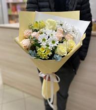 Букет цветов из:  Альстромерии, Розы и Хризантемы #REPLACE_PRED# Заолешенке