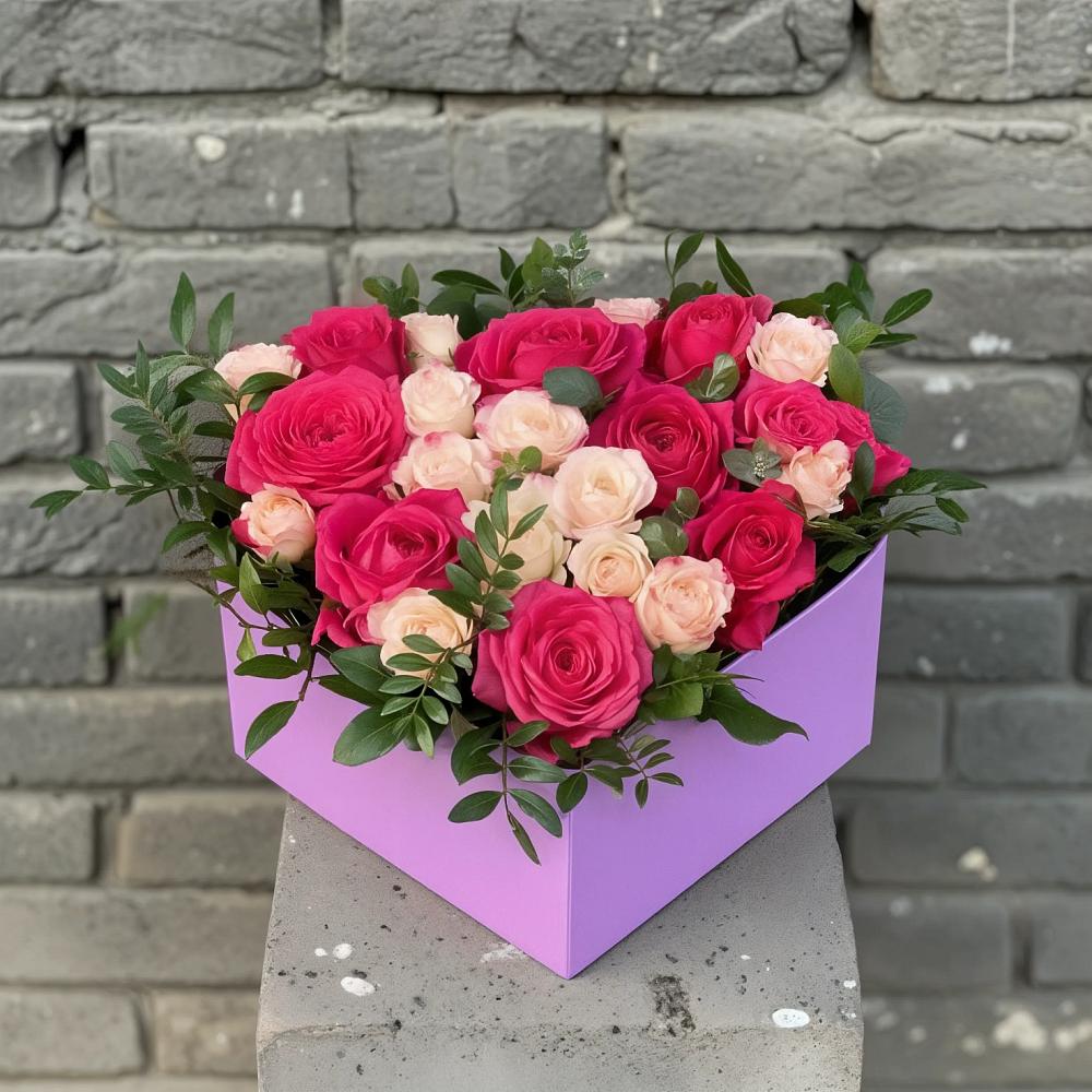 Цветочная композиция из Розы в коробке в Заолешенке