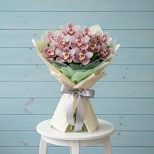 Букет цветов из:  Орхидеи и Розы в Заолешенке