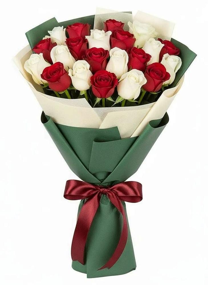 Букет Микс из красных и белых роз в Заолешенке