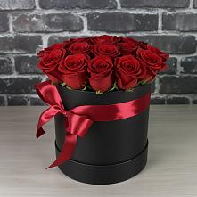 Цветочная композиция из Розы в шляпной коробке в Заолешенке