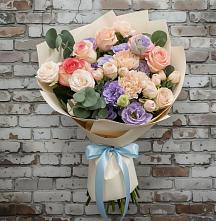 Букет цветов из:  Розы, Лизиантусы и Гвоздики в Заолешенке